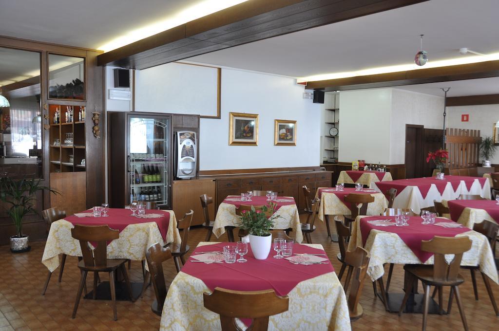 Casa Alpina Dobbiaco Ξενοδοχείο Εξωτερικό φωτογραφία