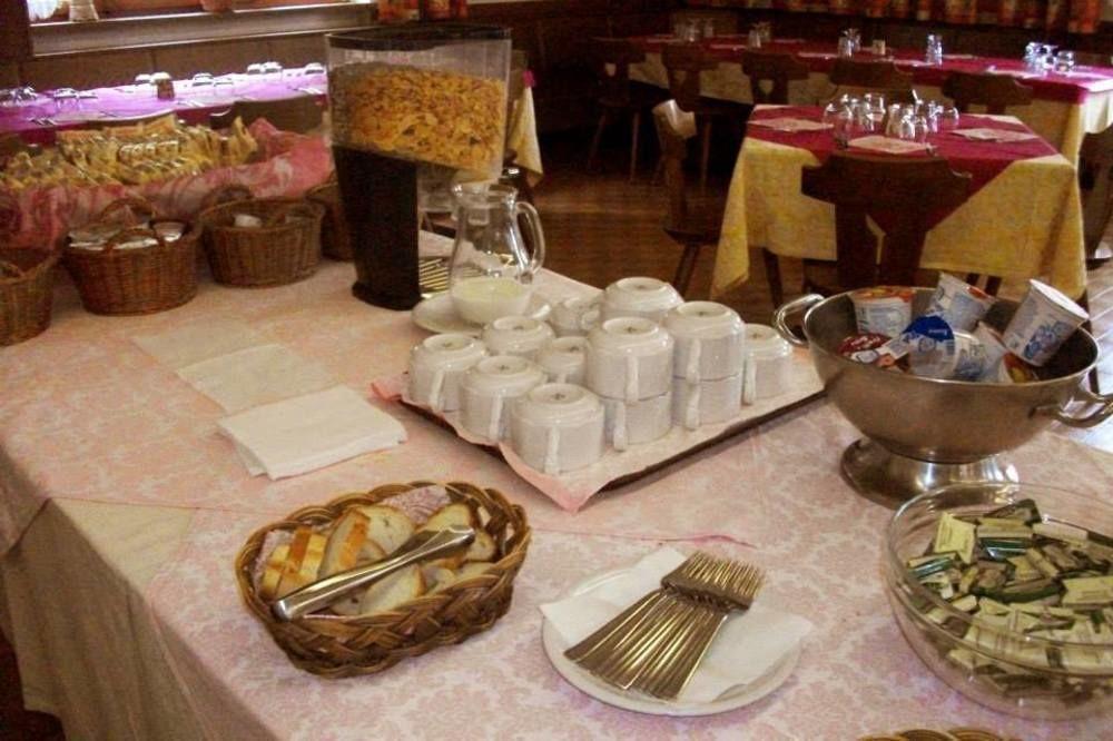 Casa Alpina Dobbiaco Ξενοδοχείο Εξωτερικό φωτογραφία