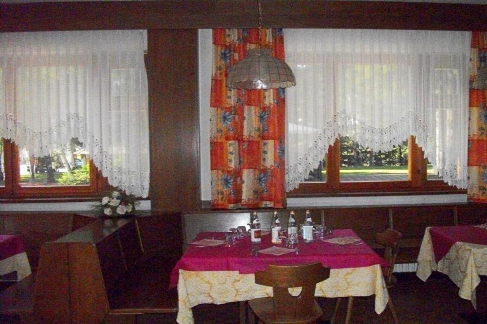Casa Alpina Dobbiaco Ξενοδοχείο Εξωτερικό φωτογραφία