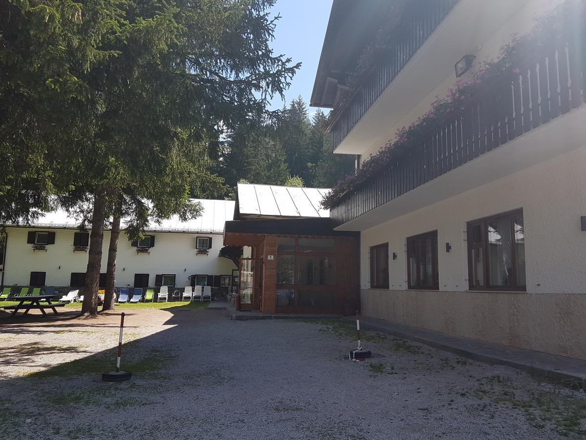 Casa Alpina Dobbiaco Ξενοδοχείο Εξωτερικό φωτογραφία